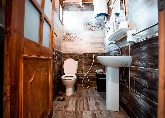 Hostel Rafiki - *