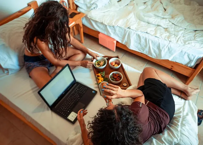 Hostel Rafiki - *