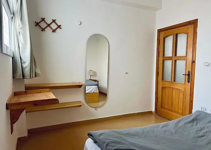 Hostel Rafiki - *